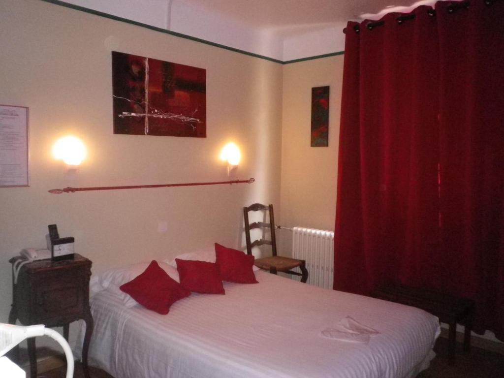 Hotel Ermitage Du Moulin Labotte Haybes Szoba fotó