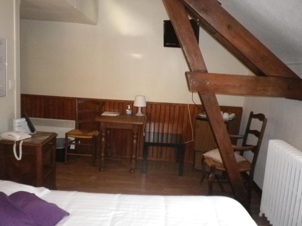 Hotel Ermitage Du Moulin Labotte Haybes Szoba fotó