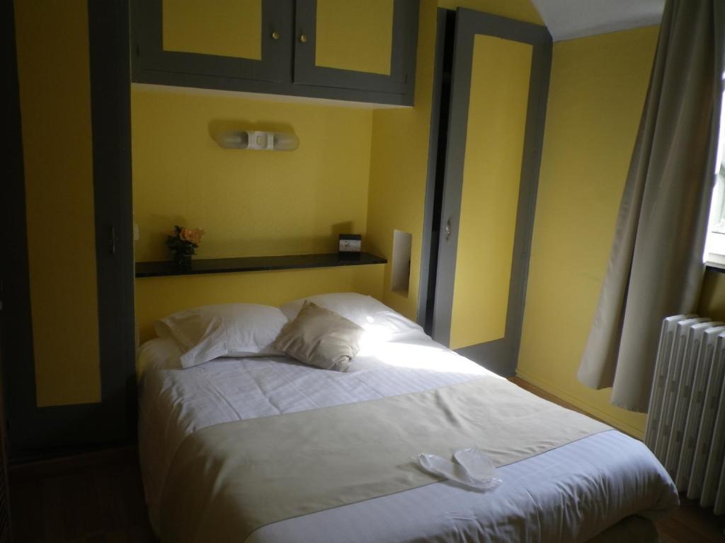 Hotel Ermitage Du Moulin Labotte Haybes Szoba fotó
