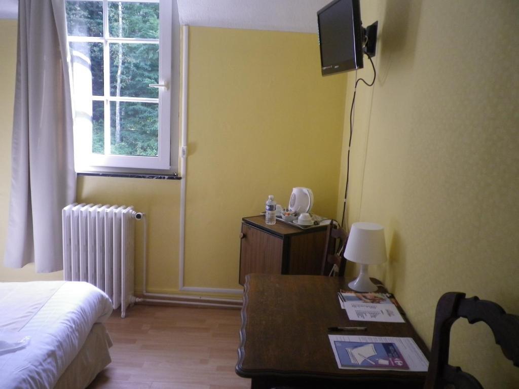 Hotel Ermitage Du Moulin Labotte Haybes Szoba fotó